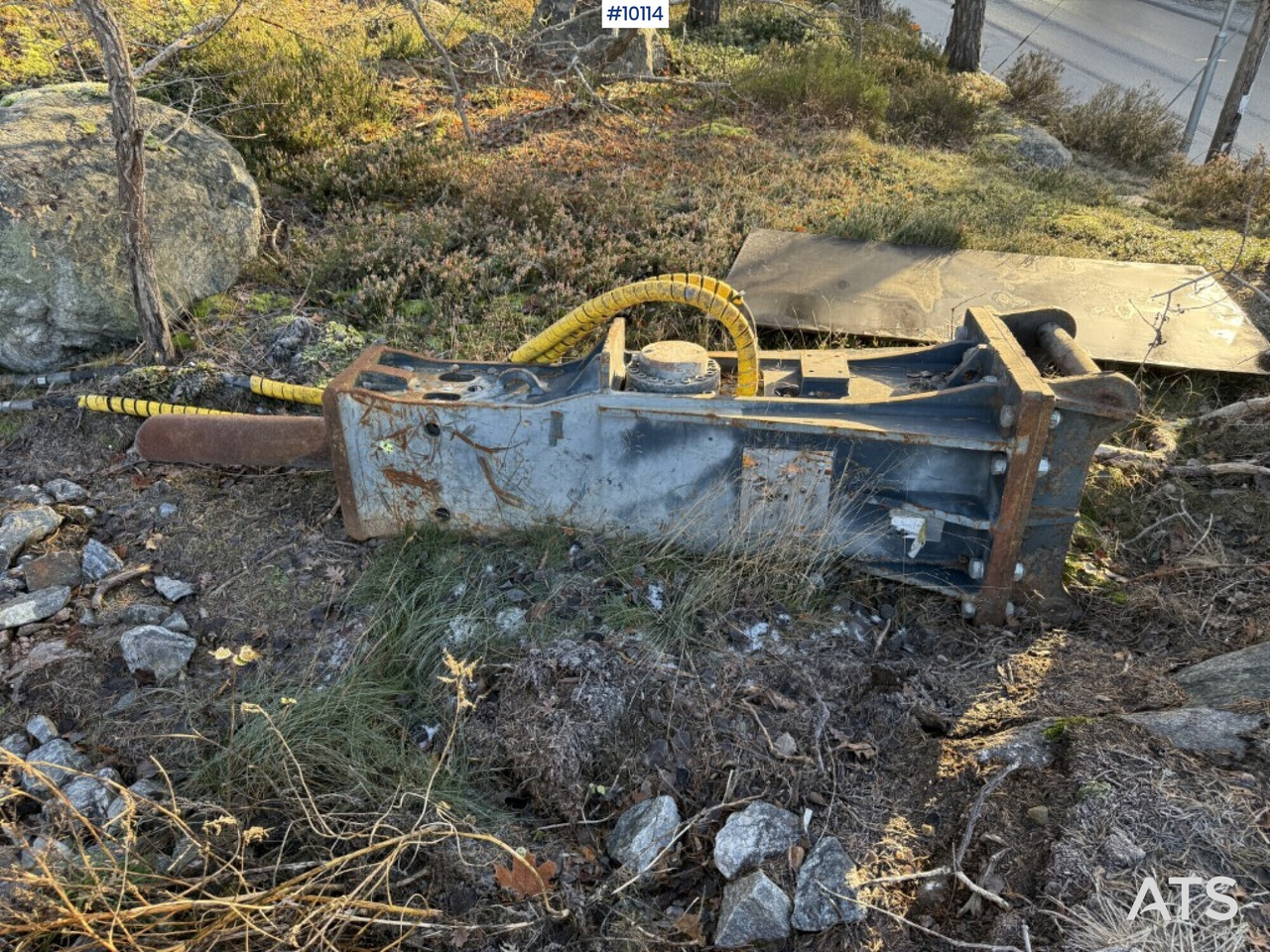 Hydraulic hammer SMC S70 - Marteau hydraulique: photos 3 Hydraulic hammer SMC S70 - Marteau hydraulique: photos 3