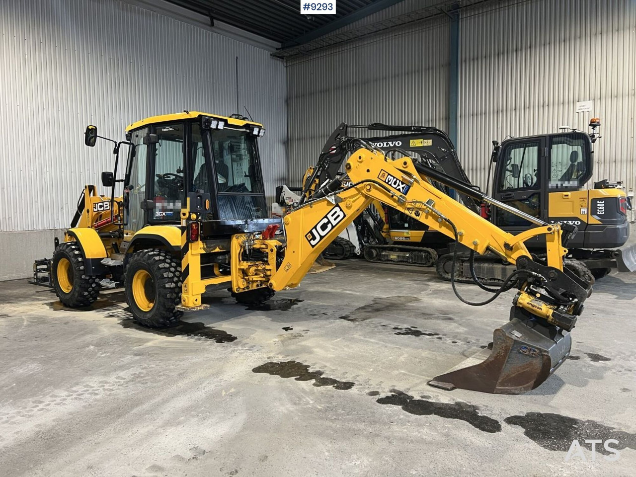JCB 3CX Compact PRO Stage V Backhoe/Loader with only 1118 hours - Tractopelle: photos 2 JCB 3CX Compact PRO Stage V Backhoe/Loader with only 1118 hours - Tractopelle: photos 2