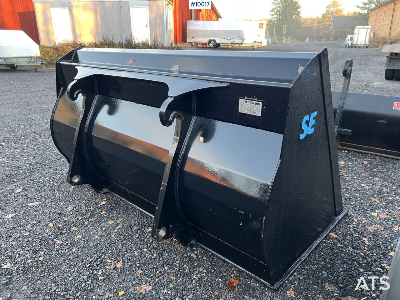 SE Equipment Bucket 2100L Large BM - Godet pour chargeur: photos 4 SE Equipment Bucket 2100L Large BM - Godet pour chargeur: photos 4