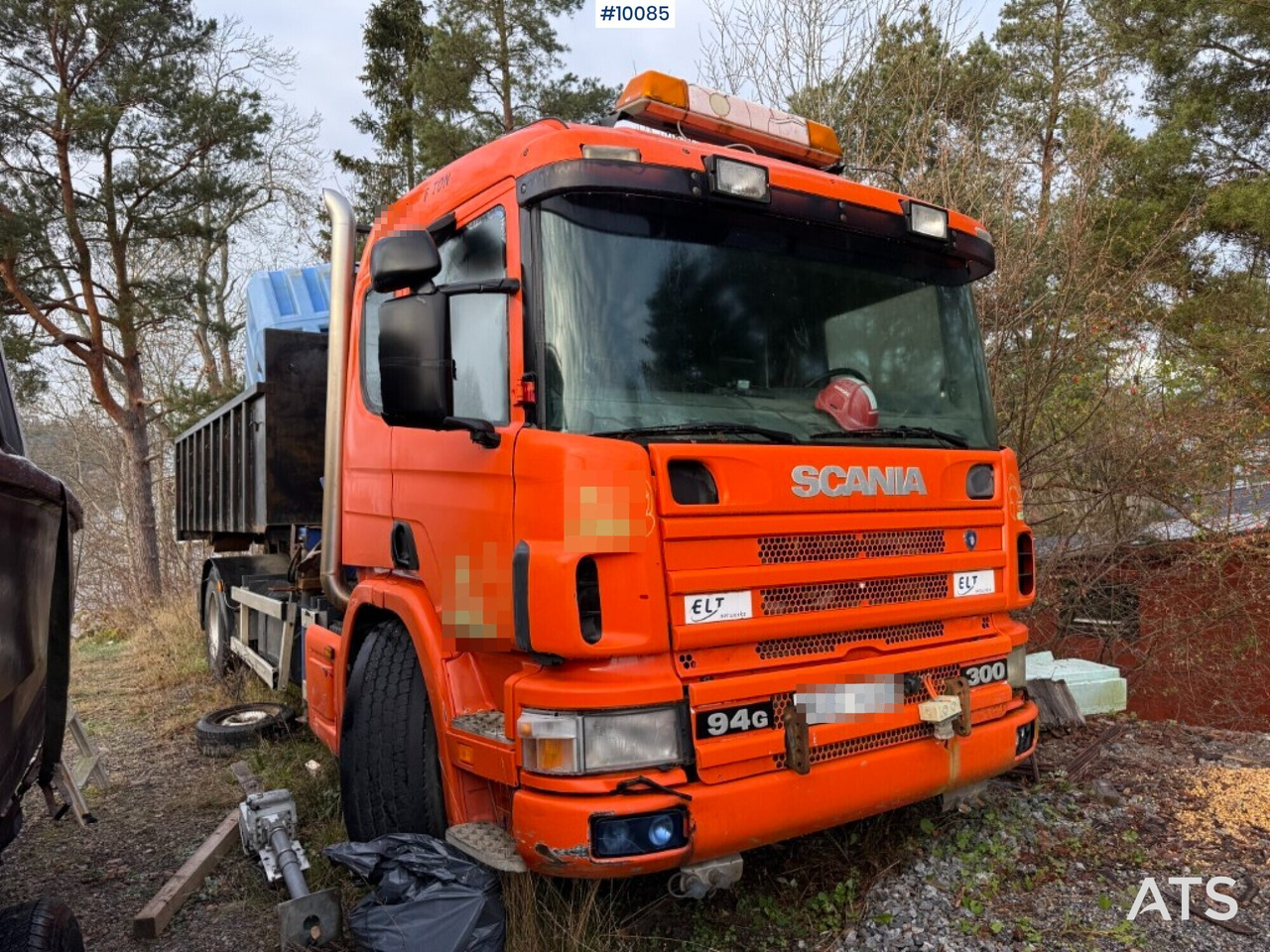 Scania P94G 300 Crane truck with flatbed Rep. object - Camion ampliroll, Camion grue: photos 1 Scania P94G 300 Crane truck with flatbed Rep. object - Camion ampliroll, Camion grue: photos 1