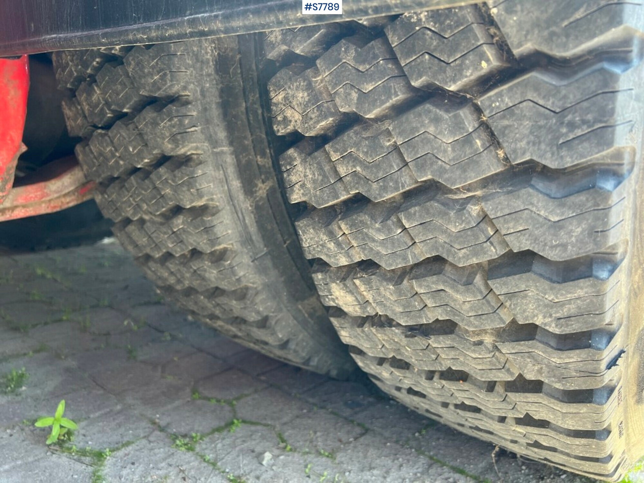 Tow truck with suspension device SCANIA R144 6X4 - Remorqueuse: photos 3 Tow truck with suspension device SCANIA R144 6X4 - Remorqueuse: photos 3