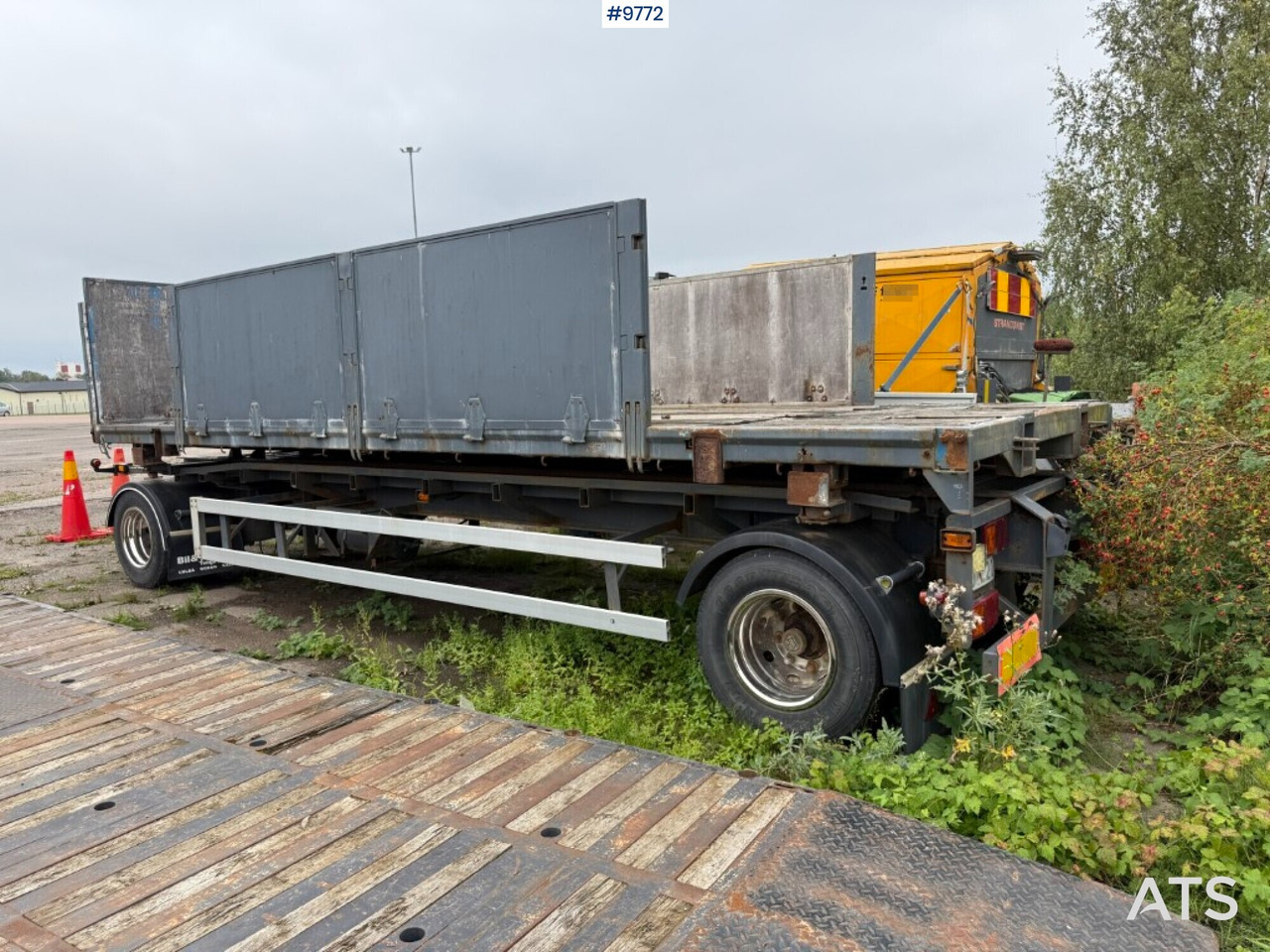 VAN HAAL R20 Hooklift body with removable flatbed - Remorque ampliroll/ Multibenne, Carrosserie plateau: photos 3 VAN HAAL R20 Hooklift body with removable flatbed - Remorque ampliroll/ Multibenne, Carrosserie plateau: photos 3