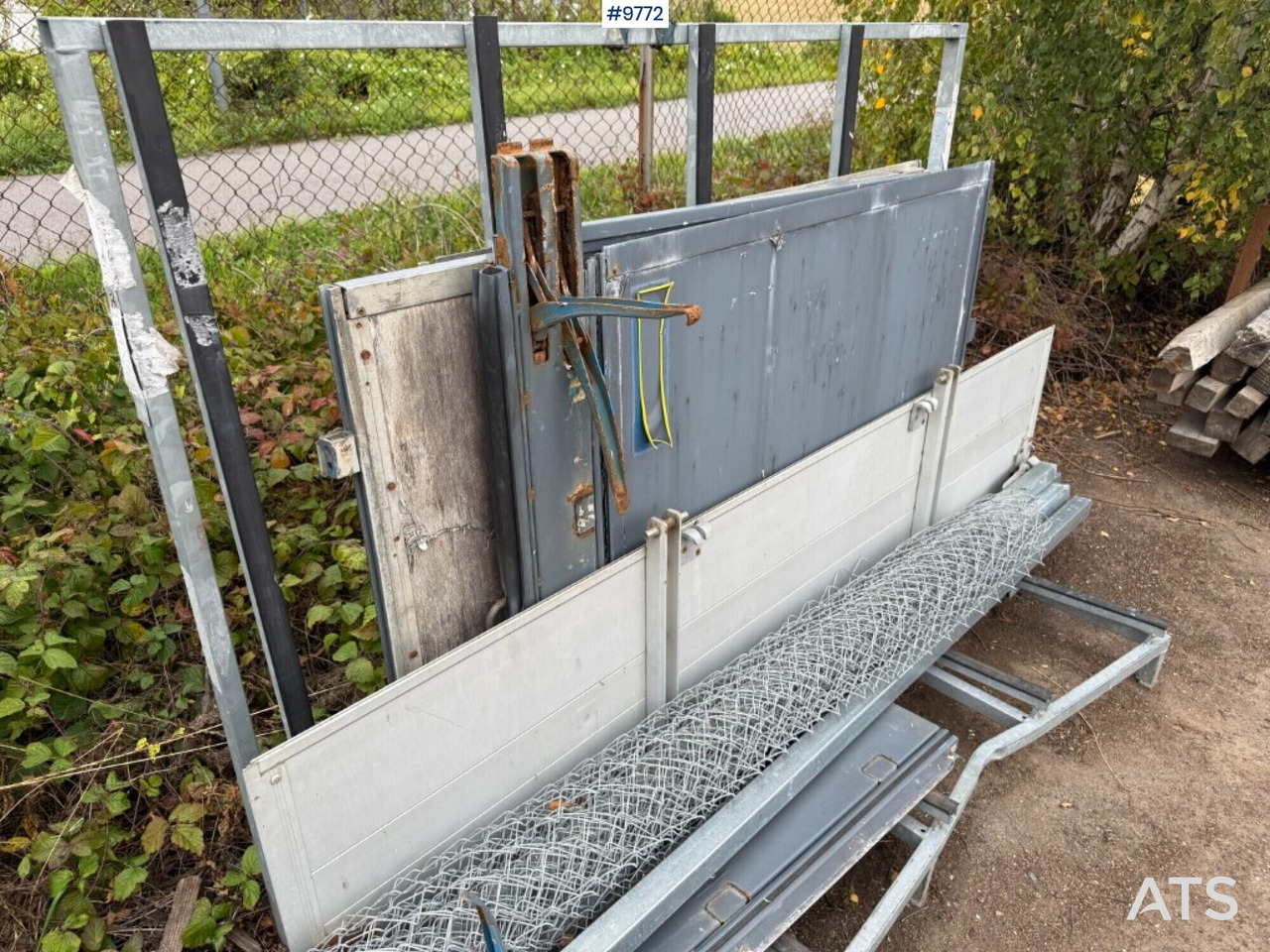 VAN HAAL R20 Hooklift body with removable flatbed - Remorque ampliroll/ Multibenne, Carrosserie plateau: photos 5 VAN HAAL R20 Hooklift body with removable flatbed - Remorque ampliroll/ Multibenne, Carrosserie plateau: photos 5