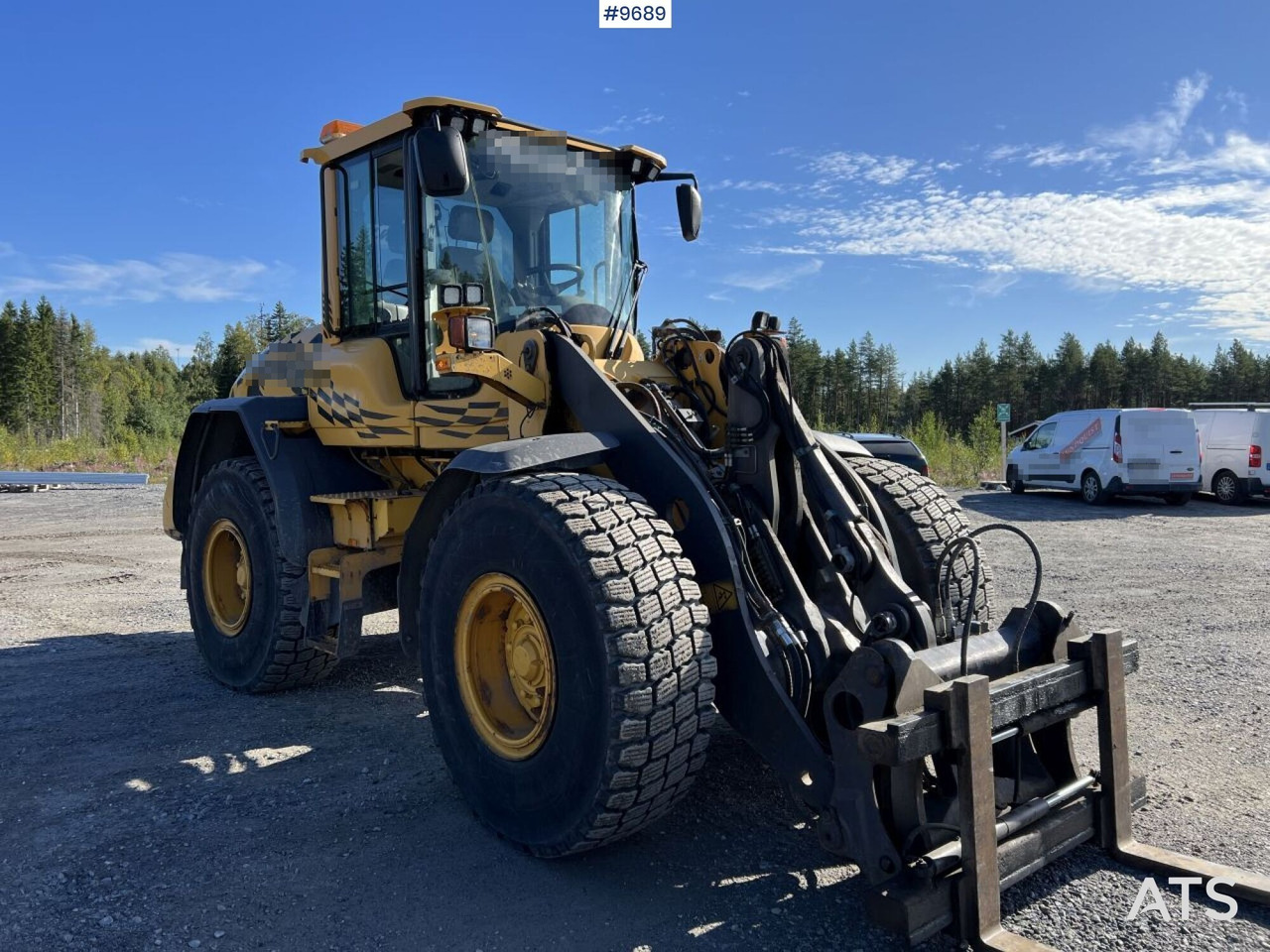 VOLVO L60G Wheel loader with multi-bucket - Chargeuse sur pneus: photos 3 VOLVO L60G Wheel loader with multi-bucket - Chargeuse sur pneus: photos 3
