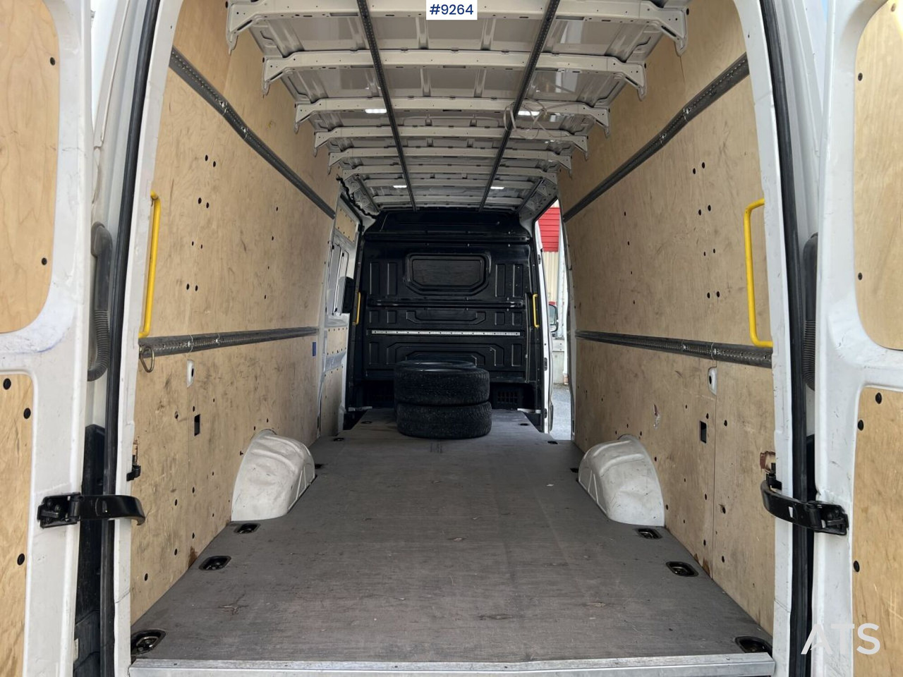 Volkswagen Crafter Maxiskåp Box Truck - Camion fourgon: photos 4 Volkswagen Crafter Maxiskåp Box Truck - Camion fourgon: photos 4