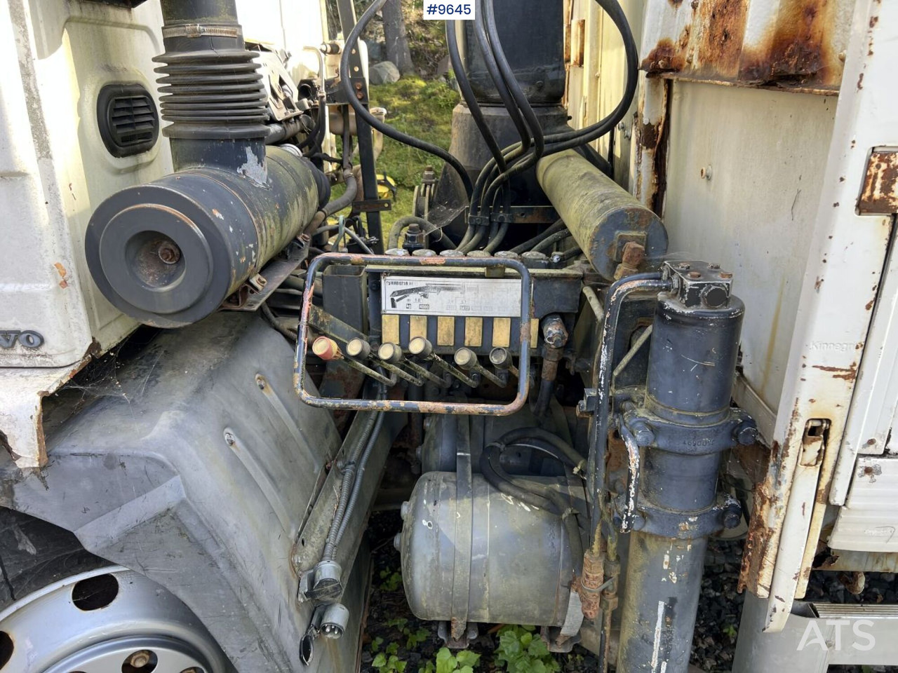 Volvo FL 614 4X2 Crane truck Repair object (VIDEO) — crédit-bail Volvo FL 614 4X2 Crane truck Repair object (VIDEO): photos 14