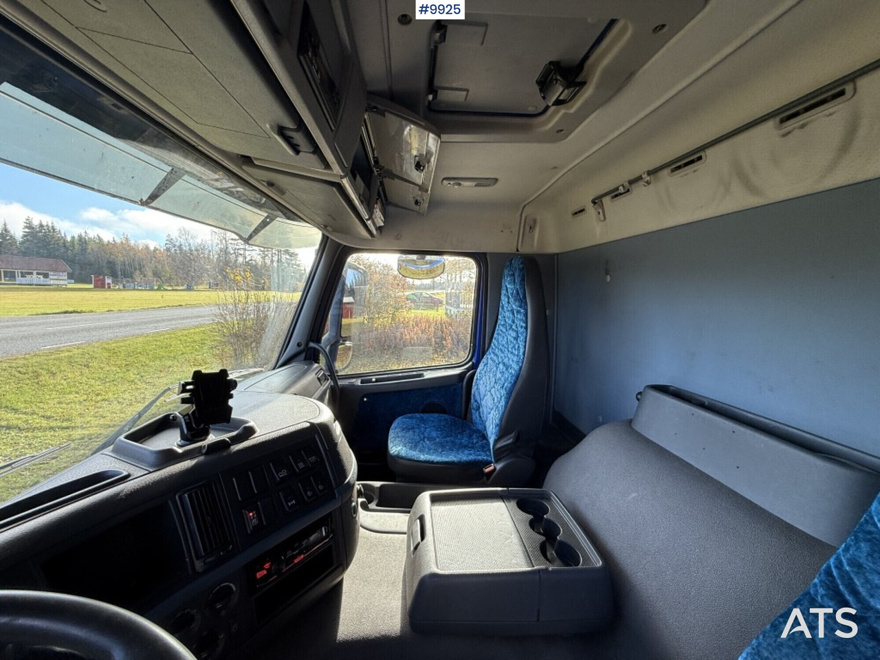 Camion fourgon, Camping-car Volvo FM9 4X2 Recreational Vehicle (RV): photos 31 Camion fourgon, Camping-car Volvo FM9 4X2 Recreational Vehicle (RV): photos 31