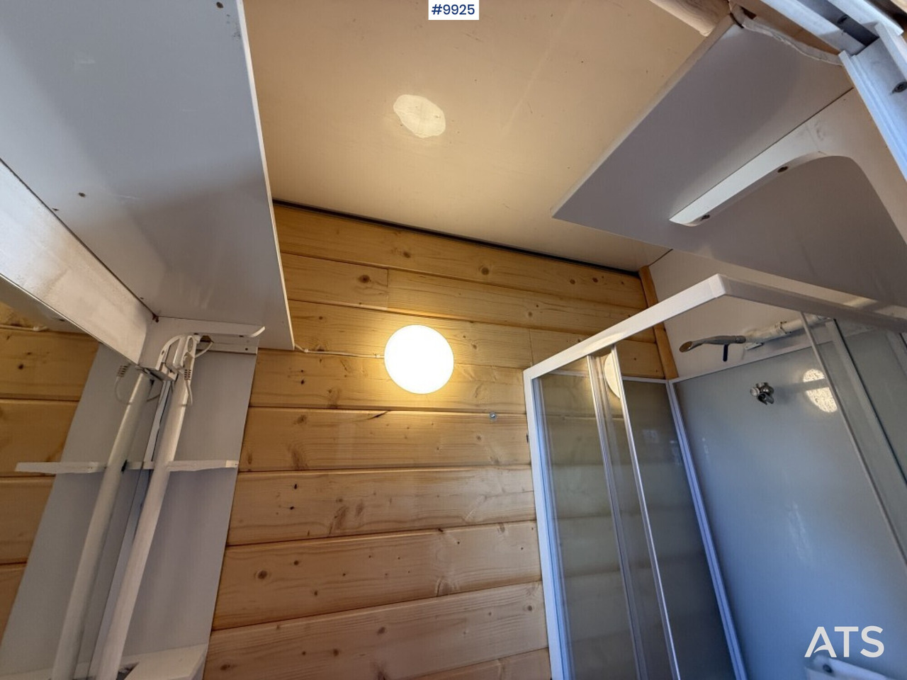 Camion fourgon, Camping-car Volvo FM9 4X2 Recreational Vehicle (RV): photos 19 Camion fourgon, Camping-car Volvo FM9 4X2 Recreational Vehicle (RV): photos 19