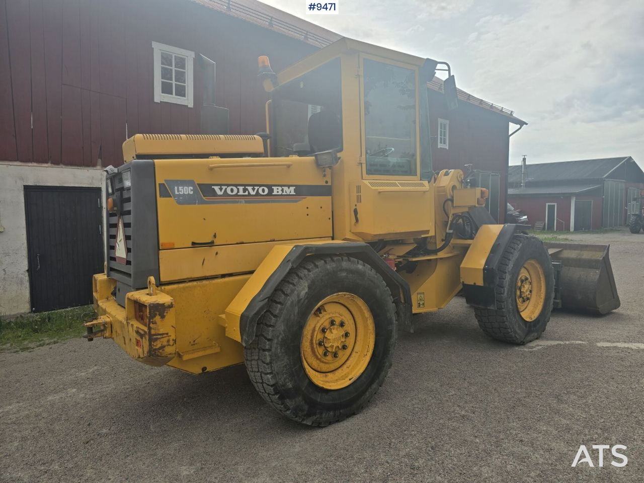 Volvo L50B with bucket and forks (SEE VIDEO) - Chargeuse sur pneus: photos 4 Volvo L50B with bucket and forks (SEE VIDEO) - Chargeuse sur pneus: photos 4