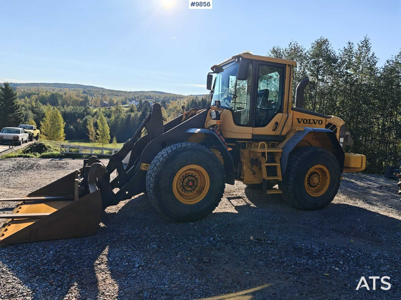 Volvo L70F Wheel Loader - Chargeuse sur pneus: photos 1 Volvo L70F Wheel Loader - Chargeuse sur pneus: photos 1