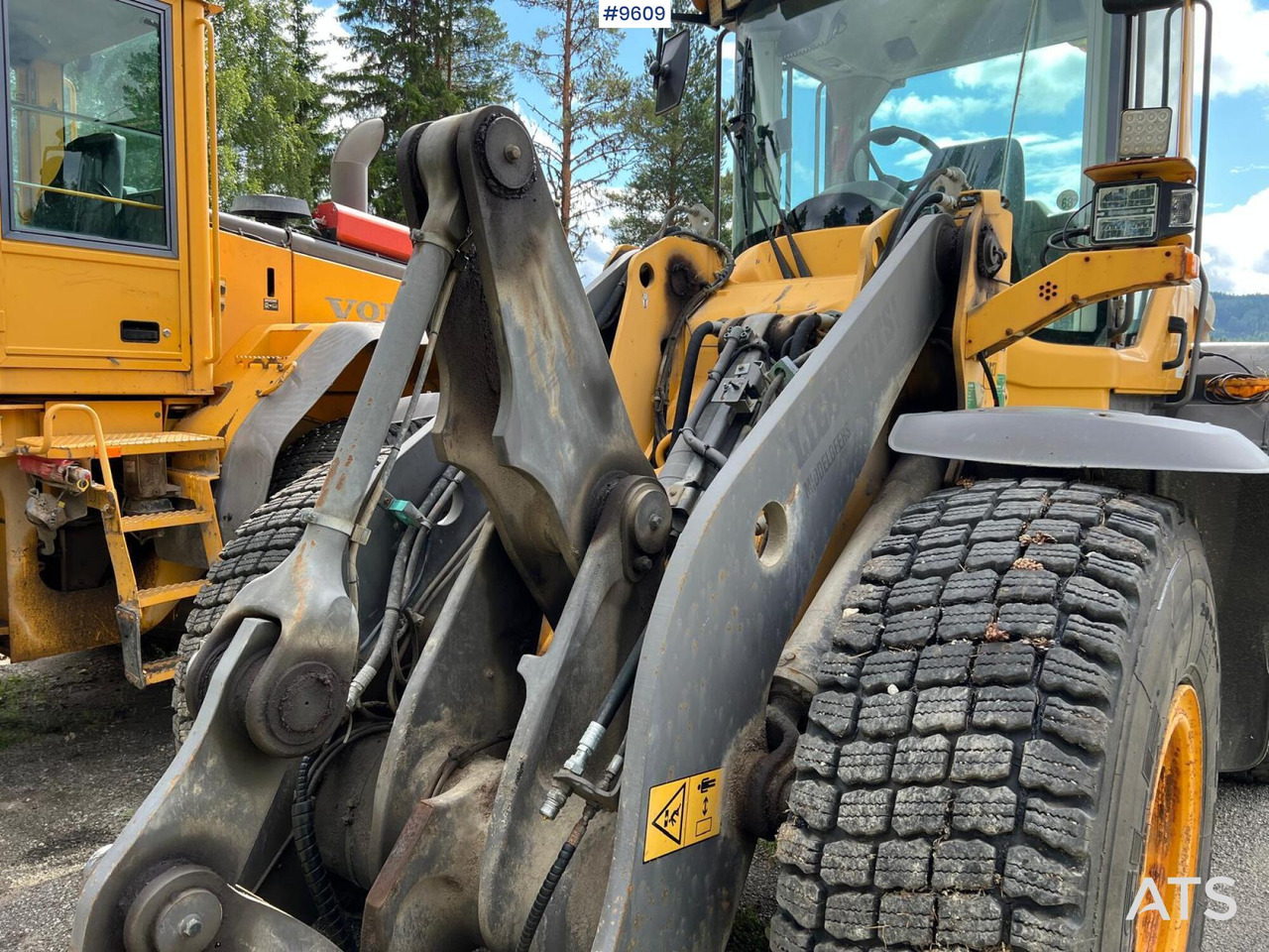 Chargeuse sur pneus Volvo L90 G wheel loader: photos 15