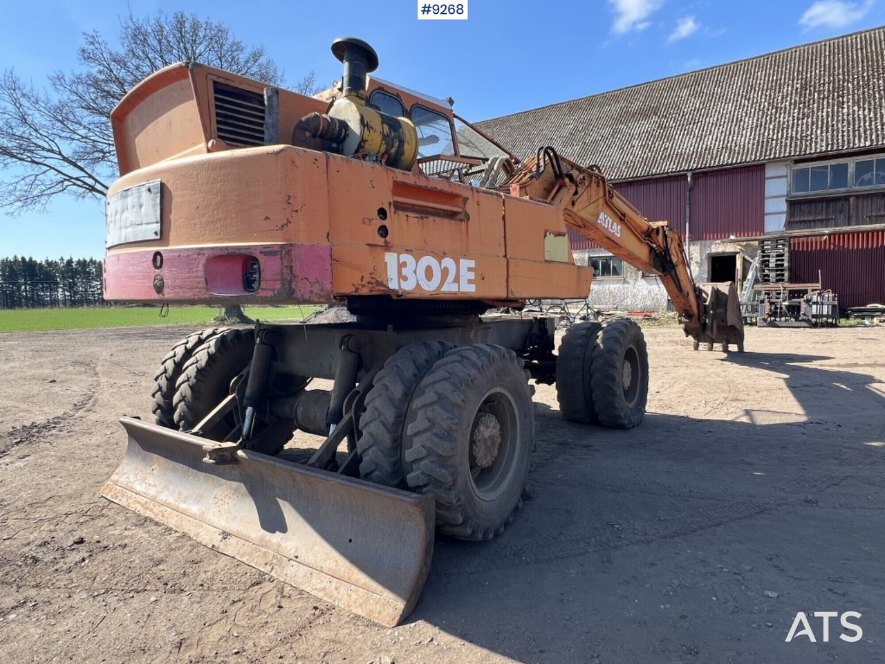 Wheel excavator Atlas 1302E - Rep object - Pelle sur pneus: photos 5 Wheel excavator Atlas 1302E - Rep object - Pelle sur pneus: photos 5