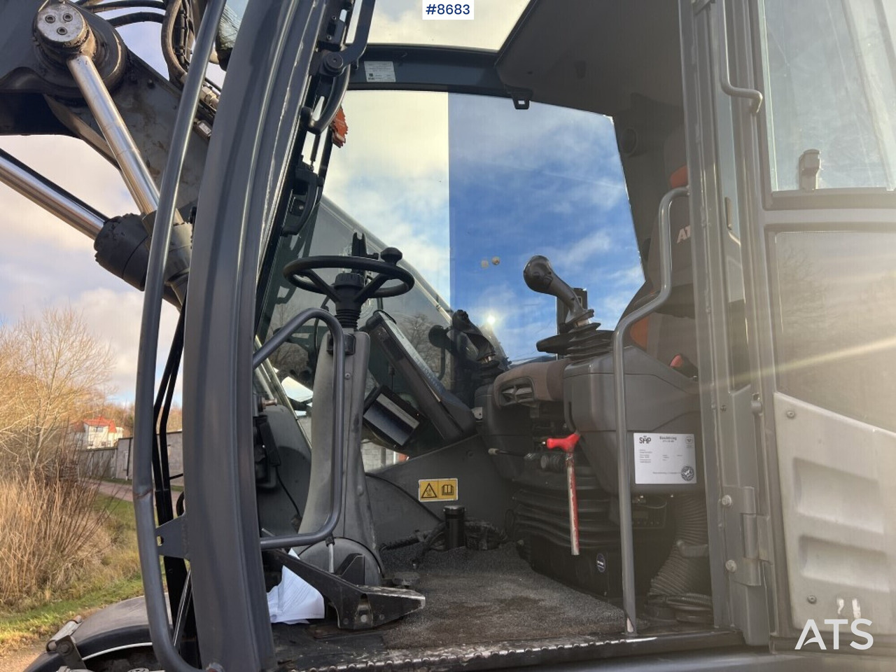 Wheeled excavator Atlas 160W with tipper wagon (SEE VIDEO) - Pelle sur pneus: photos 5 Wheeled excavator Atlas 160W with tipper wagon (SEE VIDEO) - Pelle sur pneus: photos 5