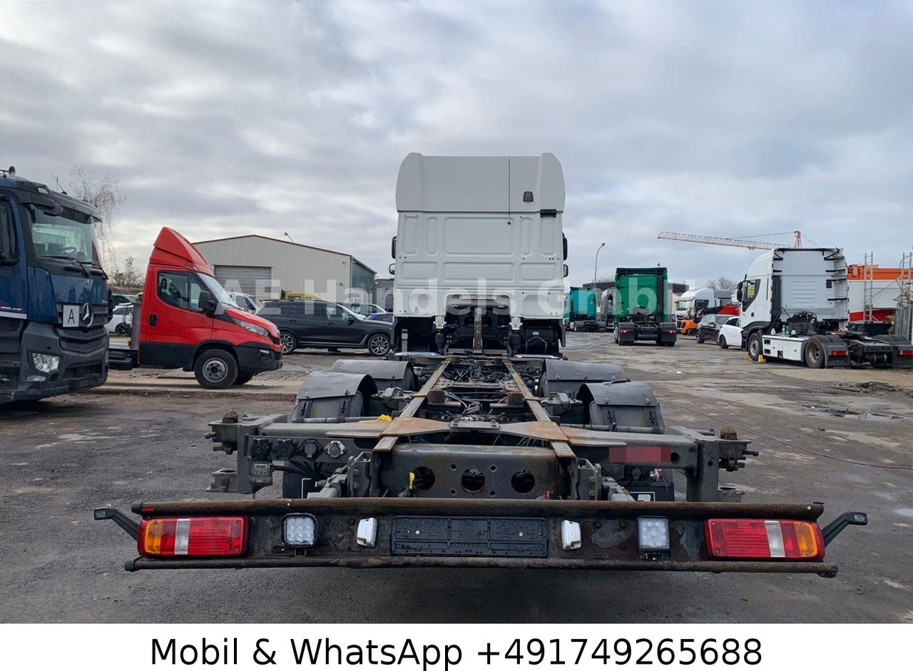 DAF XF 460 SSC LL BDF *Liftachse/ACC/LDW/2xTank/AHK - Camion porte-conteneur/ Caisse mobile: photos 3 DAF XF 460 SSC LL BDF *Liftachse/ACC/LDW/2xTank/AHK - Camion porte-conteneur/ Caisse mobile: photos 3
