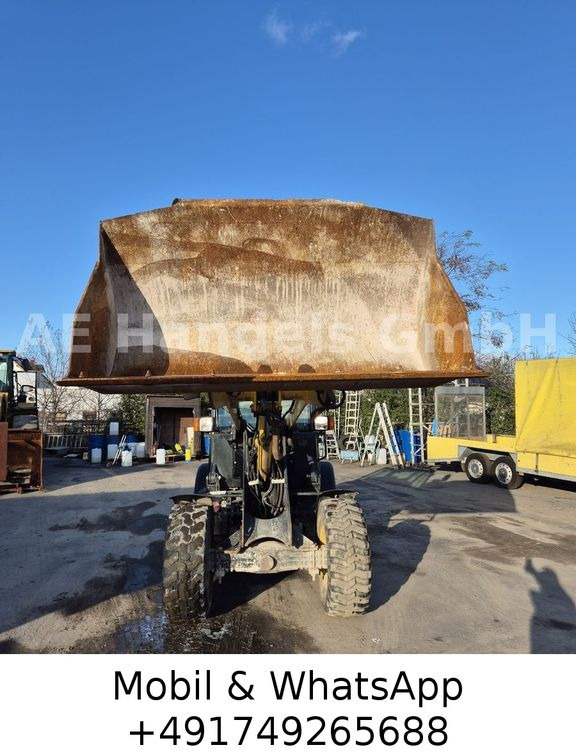 Komatsu WA70-7 *Schaufel-1,5m³/Gabel/Schnellwechsler - Chargeuse sur pneus: photos 3 Komatsu WA70-7 *Schaufel-1,5m³/Gabel/Schnellwechsler - Chargeuse sur pneus: photos 3