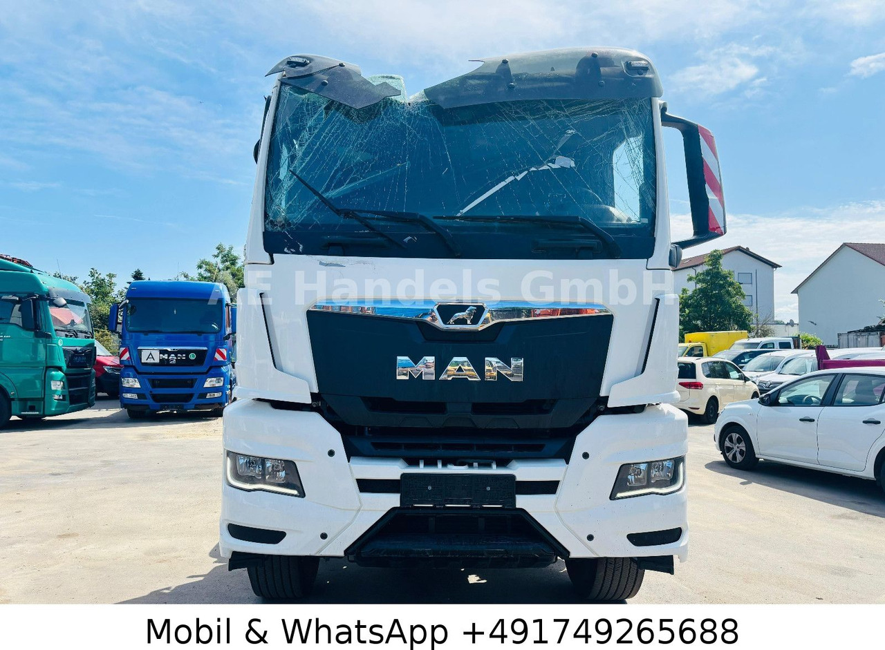 MAN TGS 32.520 GN BB 8x4 *ACC / AP / LED - Châssis cabine: photos 2 MAN TGS 32.520 GN BB 8x4 *ACC / AP / LED - Châssis cabine: photos 2