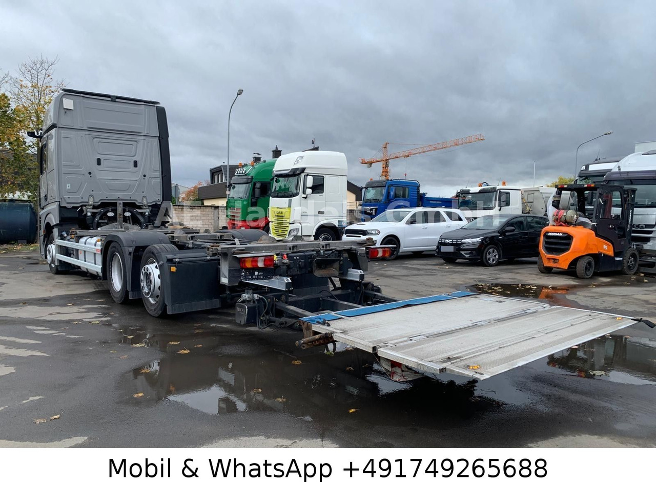 Mercedes-Benz Actros V 2545 GigaSpace BDF LL*Retarder/LBW/L+L - Camion porte-conteneur/ Caisse mobile: photos 3 Mercedes-Benz Actros V 2545 GigaSpace BDF LL*Retarder/LBW/L+L - Camion porte-conteneur/ Caisse mobile: photos 3