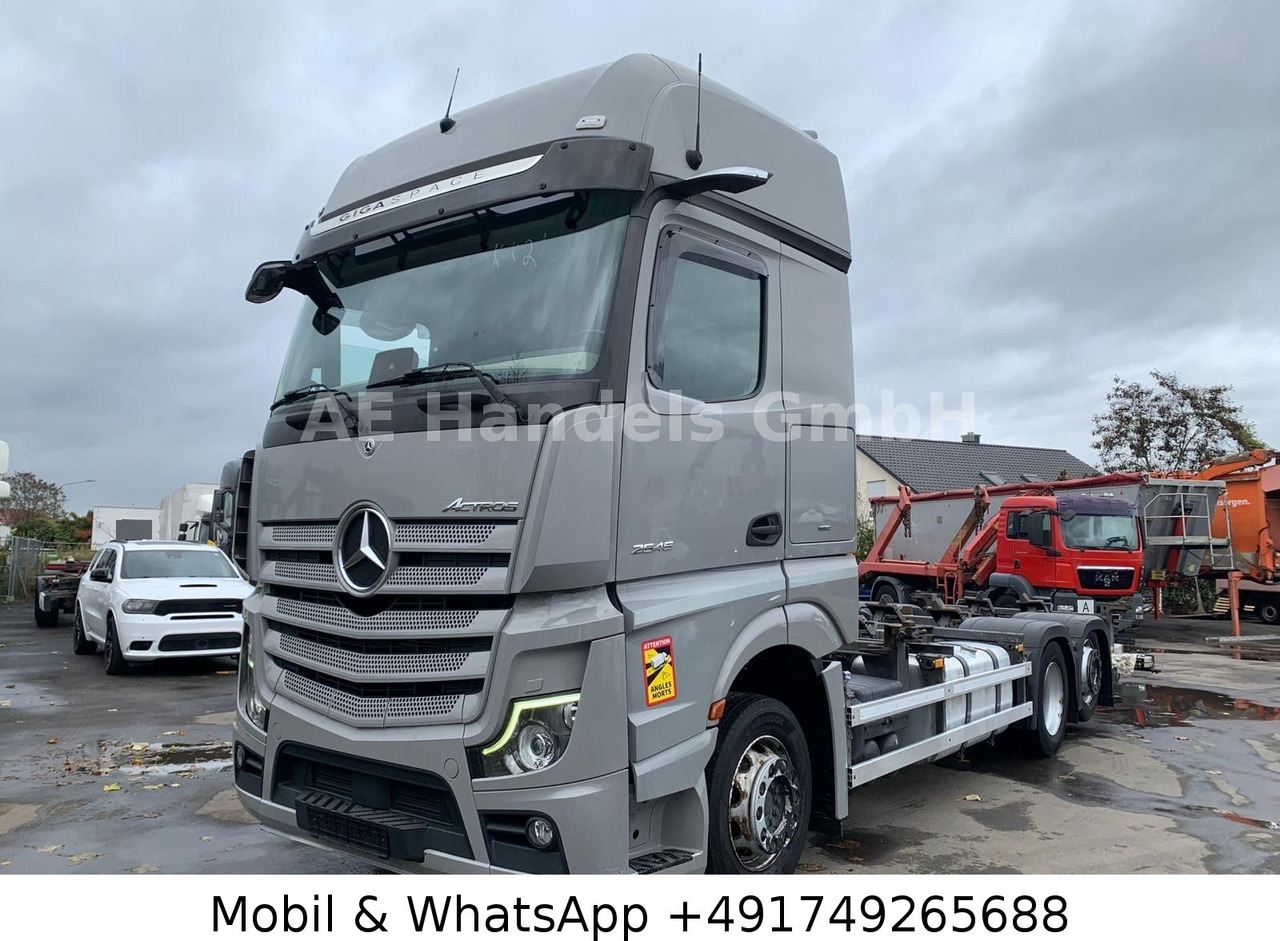 Mercedes-Benz Actros V 2545 GigaSpace BDF LL*Retarder/LBW/L+L - Camion porte-conteneur/ Caisse mobile: photos 1 Mercedes-Benz Actros V 2545 GigaSpace BDF LL*Retarder/LBW/L+L - Camion porte-conteneur/ Caisse mobile: photos 1
