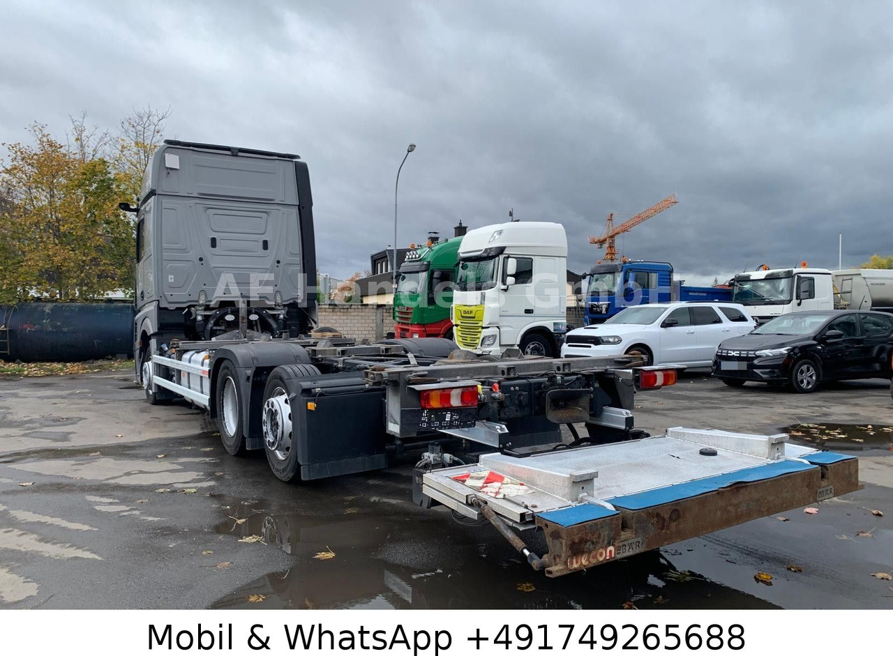 Mercedes-Benz Actros V 2545 GigaSpace BDF LL*Retarder/LBW/L+L - Camion porte-conteneur/ Caisse mobile: photos 4 Mercedes-Benz Actros V 2545 GigaSpace BDF LL*Retarder/LBW/L+L - Camion porte-conteneur/ Caisse mobile: photos 4