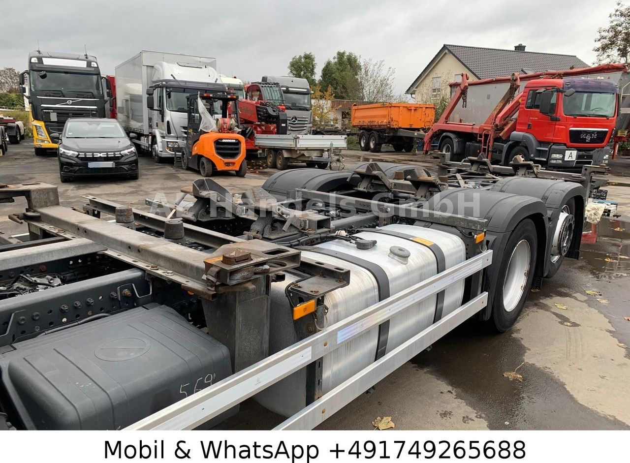 Camion porte-conteneur/ Caisse mobile Mercedes-Benz Actros V 2545 GigaSpace BDF LL*Retarder/LBW/L+L: photos 10 Camion porte-conteneur/ Caisse mobile Mercedes-Benz Actros V 2545 GigaSpace BDF LL*Retarder/LBW/L+L: photos 10