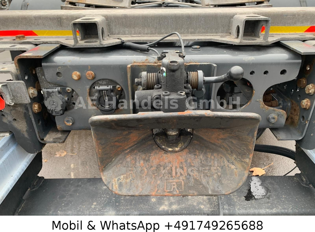 Camion porte-conteneur/ Caisse mobile Mercedes-Benz Actros V 2545 GigaSpace BDF LL*Retarder/LBW/L+L: photos 11 Camion porte-conteneur/ Caisse mobile Mercedes-Benz Actros V 2545 GigaSpace BDF LL*Retarder/LBW/L+L: photos 11