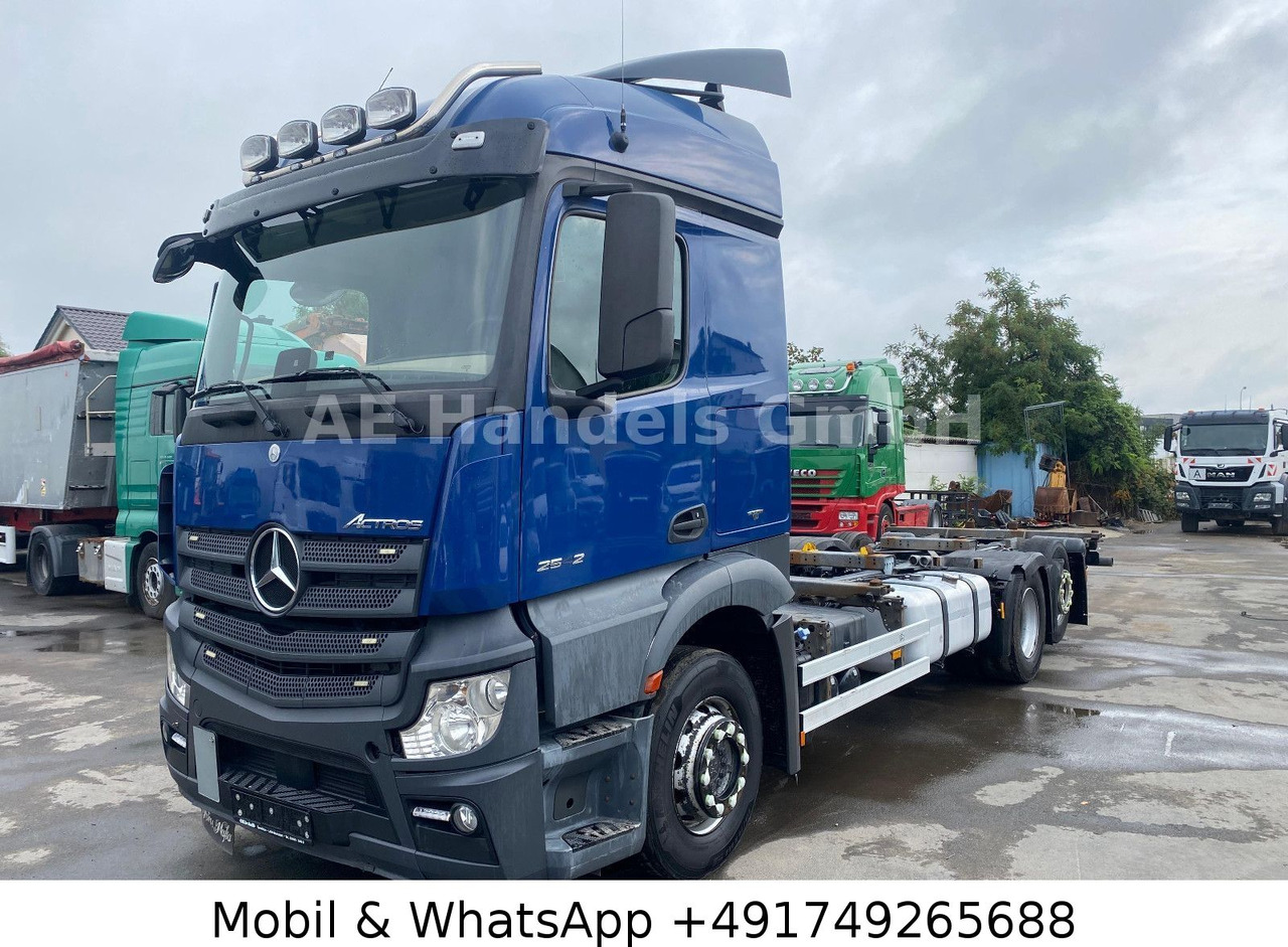 Mercedes-Benz Benz Actros IV 2542 L LL 6x2 *Retarder/Lift/LDW - Châssis cabine: photos 3 Mercedes-Benz Benz Actros IV 2542 L LL 6x2 *Retarder/Lift/LDW - Châssis cabine: photos 3