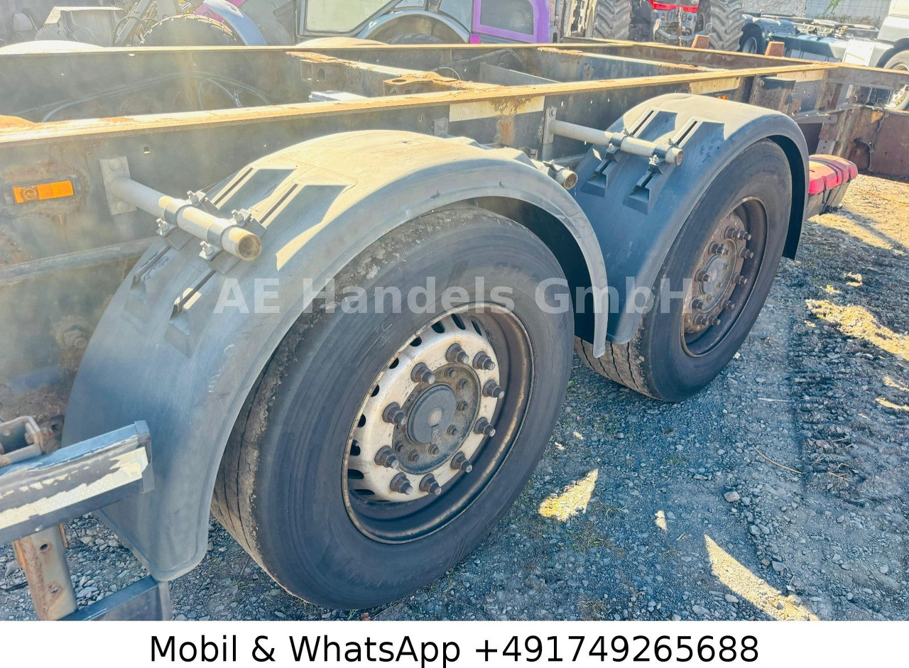 Remorque châssis Schmitz Cargobull ZWF 18/L Tandem BDF Tiefgekoppelt*Scheibenbremse: photos 17 Remorque châssis Schmitz Cargobull ZWF 18/L Tandem BDF Tiefgekoppelt*Scheibenbremse: photos 17