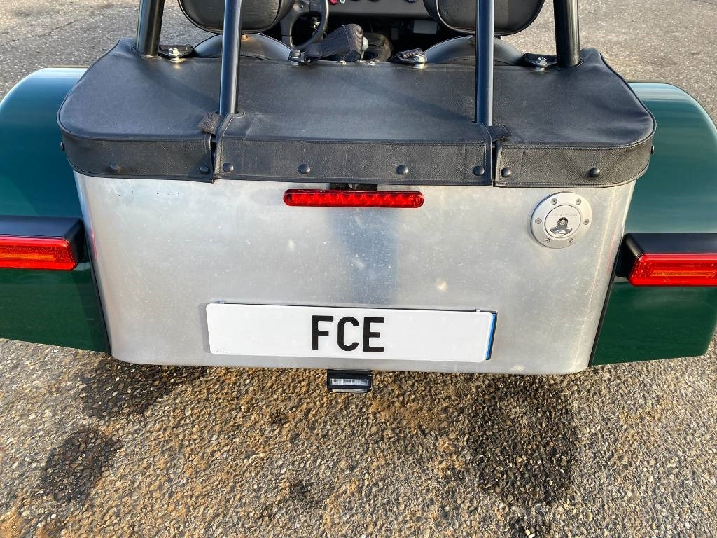 CATERHAM SEVEN 170 0.7- Turbo 84Ps endommagée - Voiture: photos 5 CATERHAM SEVEN 170 0.7- Turbo 84Ps endommagée - Voiture: photos 5