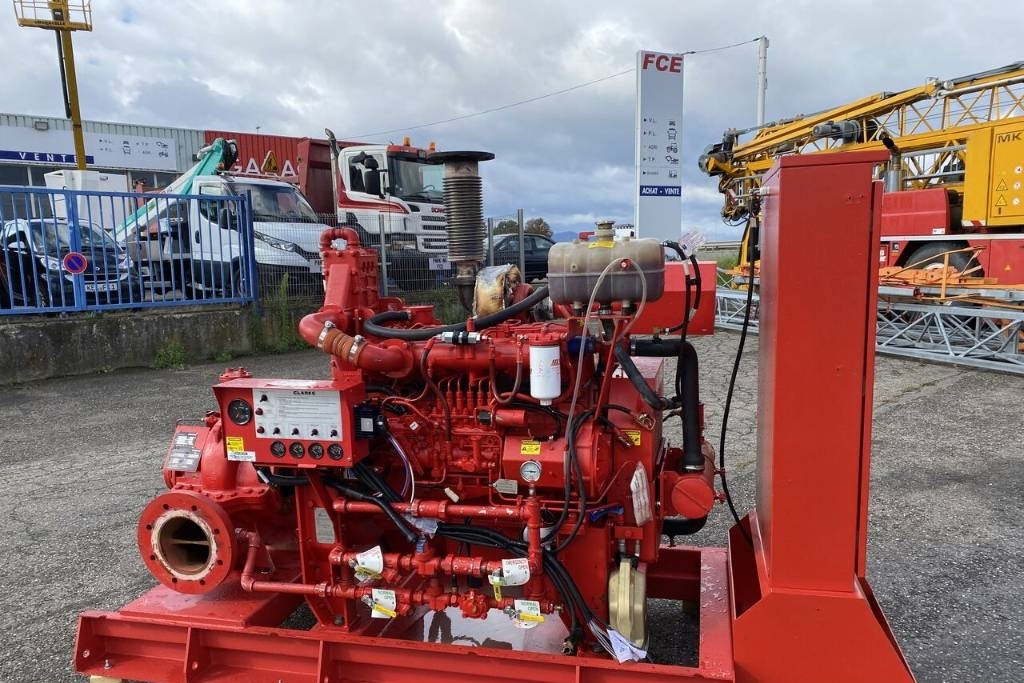 Clark DPL 60 - Matériel d'irrigation: photos 2 Clark DPL 60 - Matériel d'irrigation: photos 2