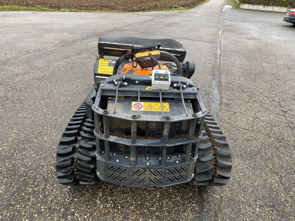 Energreen ENERGREEN ROBOGREEN EVO + HEAD 130 1er Main - Broyeur forestier: photos 5 Energreen ENERGREEN ROBOGREEN EVO + HEAD 130 1er Main - Broyeur forestier: photos 5