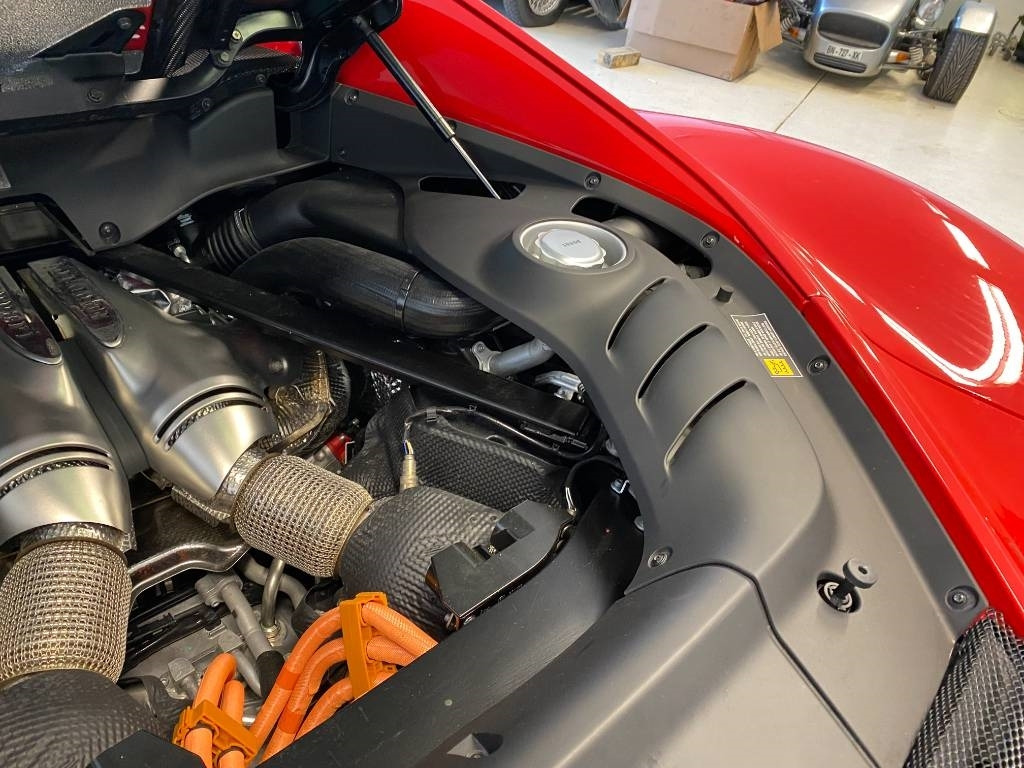 Voiture Ferrari 296 GTB Origine Françaises TVA Récupérable neuve: photos 37 Voiture Ferrari 296 GTB Origine Françaises TVA Récupérable neuve: photos 37