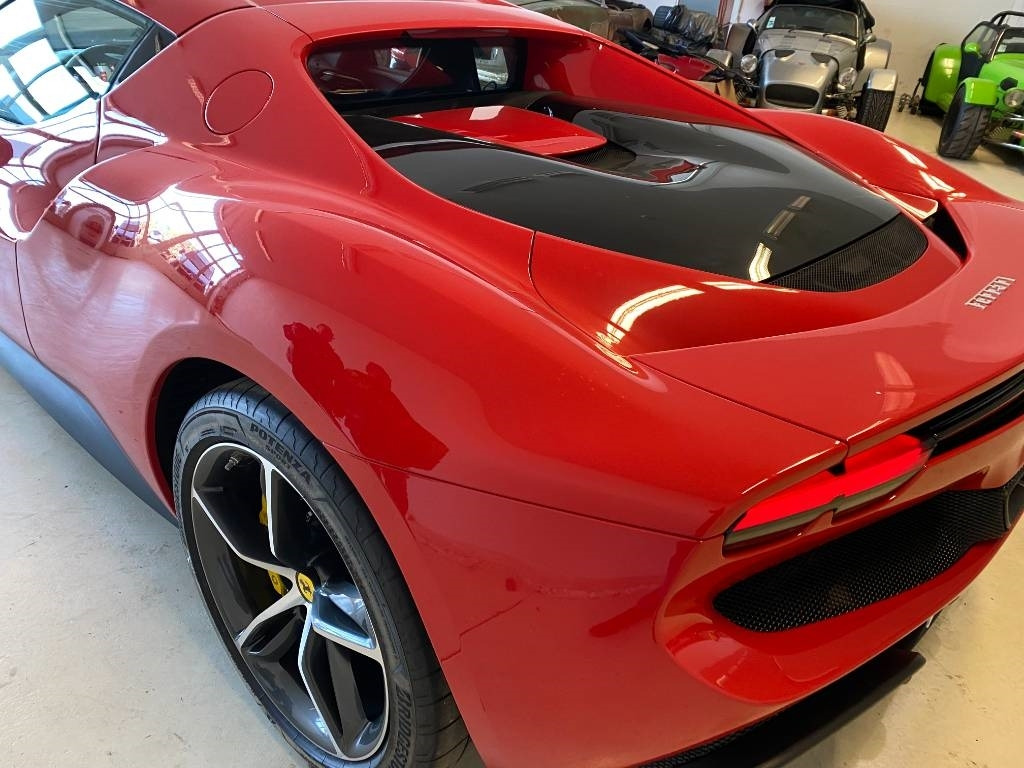 Voiture Ferrari 296 GTB Origine Françaises TVA Récupérable neuve: photos 30 Voiture Ferrari 296 GTB Origine Françaises TVA Récupérable neuve: photos 30