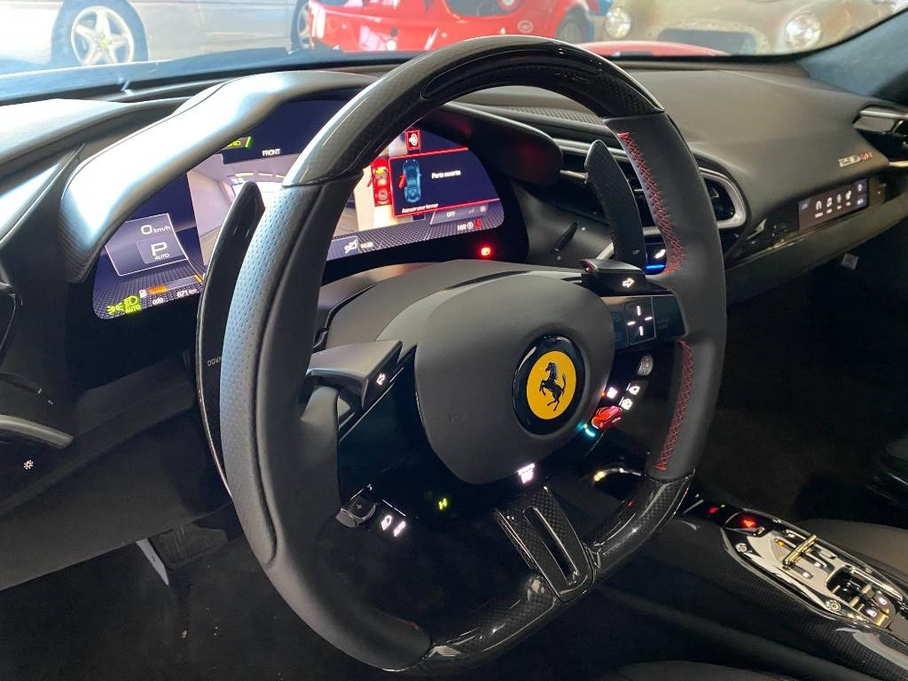 Voiture Ferrari 296 GTB Origine Françaises TVA Récupérable neuve: photos 12 Voiture Ferrari 296 GTB Origine Françaises TVA Récupérable neuve: photos 12