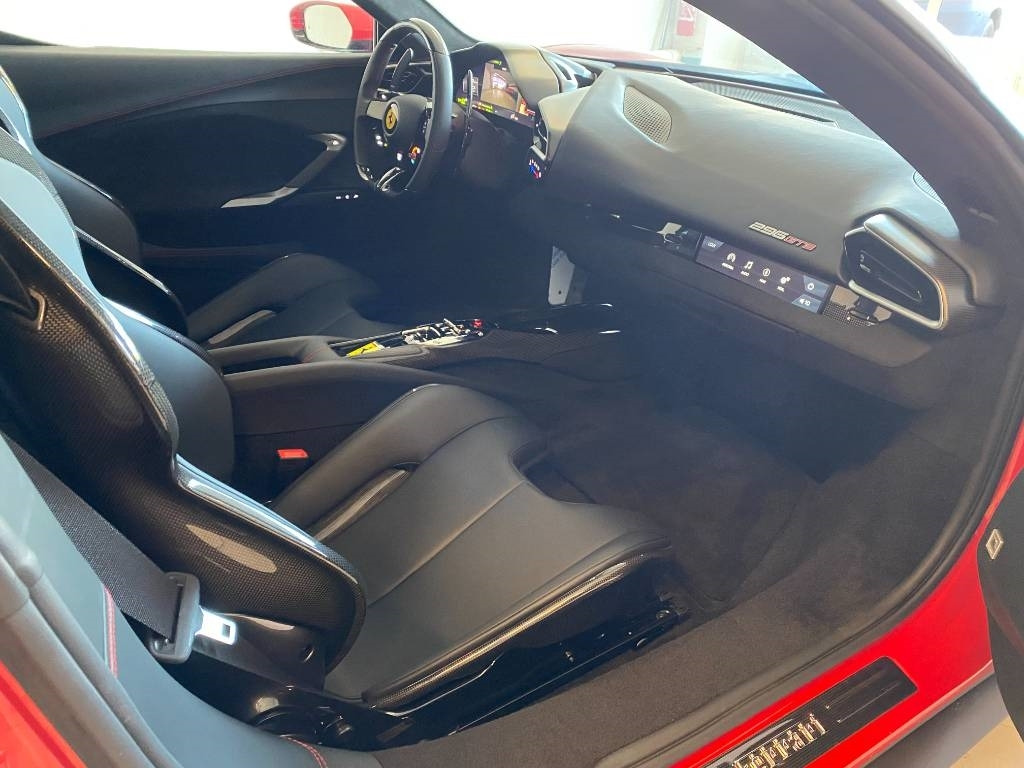 Voiture Ferrari 296 GTB Origine Françaises TVA Récupérable neuve: photos 15 Voiture Ferrari 296 GTB Origine Françaises TVA Récupérable neuve: photos 15