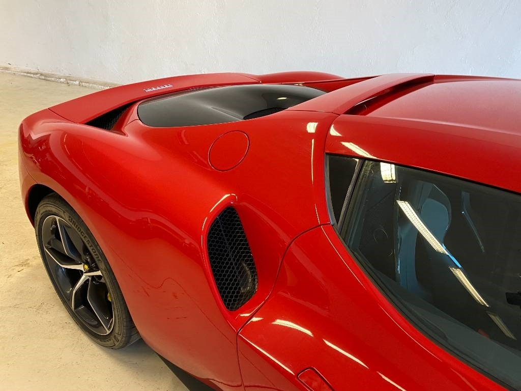 Voiture Ferrari 296 GTB Origine Françaises TVA Récupérable neuve: photos 47 Voiture Ferrari 296 GTB Origine Françaises TVA Récupérable neuve: photos 47