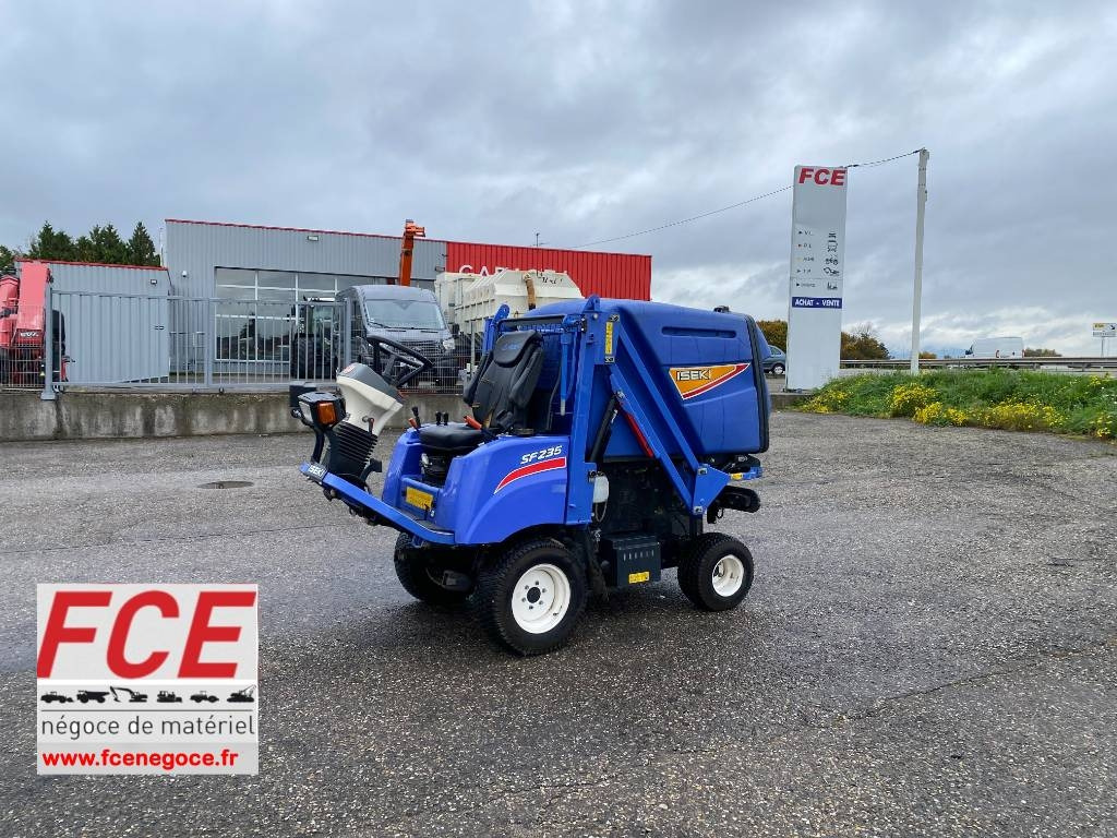 Iseki SF 235F 1er Main endommagée - Motofaucheuse: photos 1 Iseki SF 235F 1er Main endommagée - Motofaucheuse: photos 1