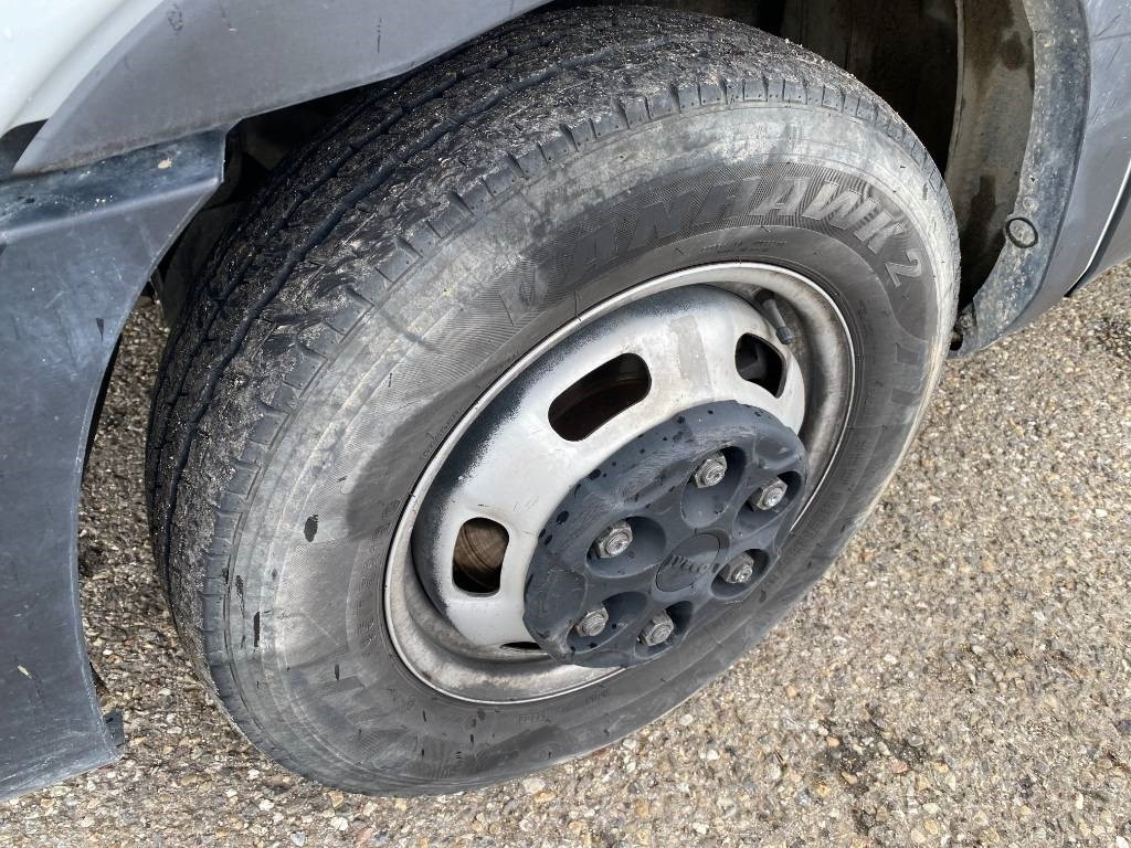 Utilitaire benne, Utilitaire double cabine Iveco DAILY 35-140 C14 2.3D/140 / JPM VULCAIN endommagé: photos 20 Utilitaire benne, Utilitaire double cabine Iveco DAILY 35-140 C14 2.3D/140 / JPM VULCAIN endommagé: photos 20