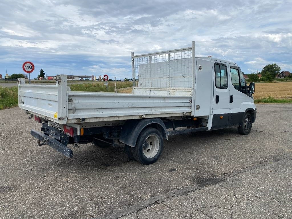 Utilitaire benne, Utilitaire double cabine Iveco DAILY 35-140 C14 2.3D/140 / JPM VULCAIN endommagé: photos 6 Utilitaire benne, Utilitaire double cabine Iveco DAILY 35-140 C14 2.3D/140 / JPM VULCAIN endommagé: photos 6