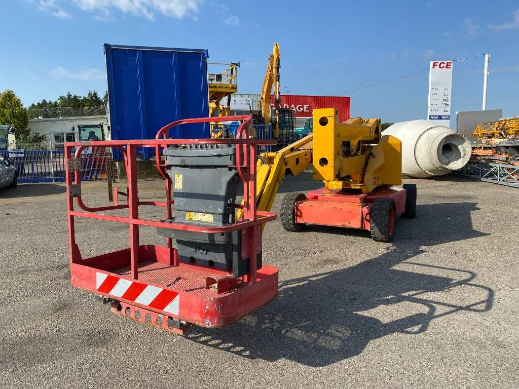 JLG M 450 AJ Hybr. Diesel elc. 15,7m - Nacelle articulée: photos 1 JLG M 450 AJ Hybr. Diesel elc. 15,7m - Nacelle articulée: photos 1