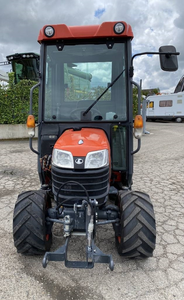 Kubota B 1161 DT Boite de vitesses mécanique - Tracteur agricole: photos 2 Kubota B 1161 DT Boite de vitesses mécanique - Tracteur agricole: photos 2