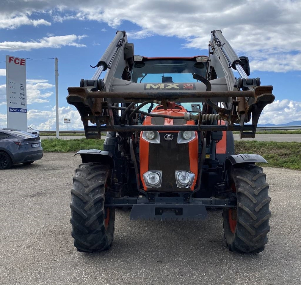 Kubota M105 GX-III + MX T410 endommagé - Tracteur agricole: photos 2 Kubota M105 GX-III + MX T410 endommagé - Tracteur agricole: photos 2