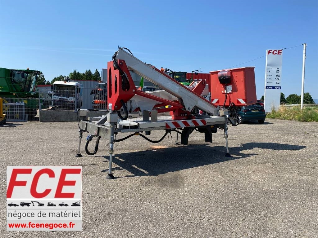 Multitel Nacelle Multitel MX 200 A réviser - Camion avec nacelle: photos 1 Multitel Nacelle Multitel MX 200 A réviser - Camion avec nacelle: photos 1