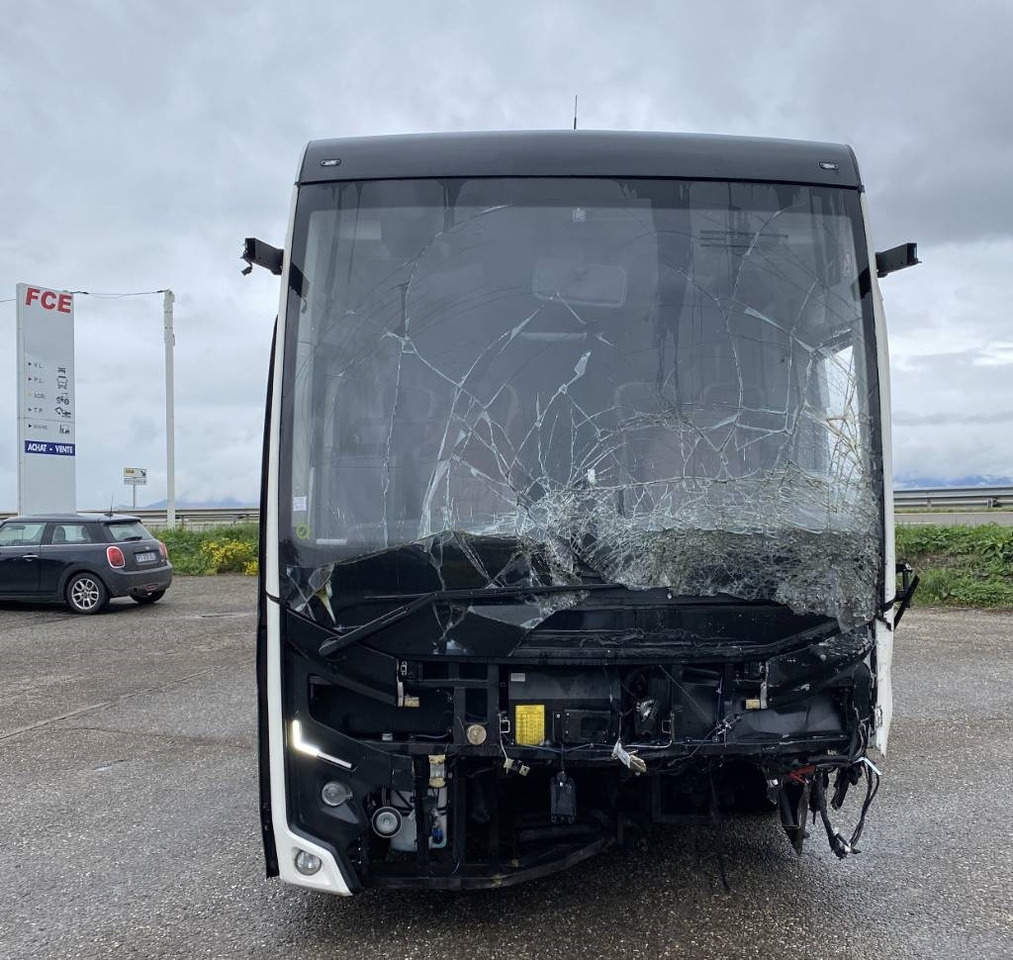 Otokar ULYSO-T Cummins e6/316Ps endommagé - Autocar: photos 2 Otokar ULYSO-T Cummins e6/316Ps endommagé - Autocar: photos 2