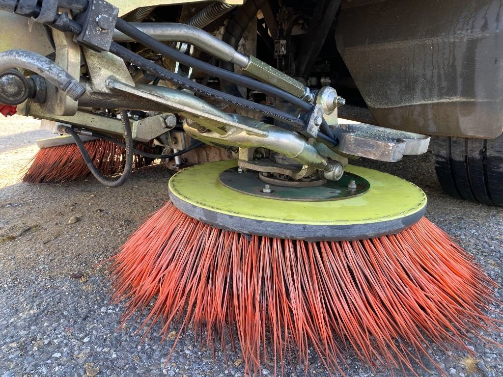 Balayeuse de voirie Ravo CR 540 Euro6 Certificat CE / Origine Française: photos 15