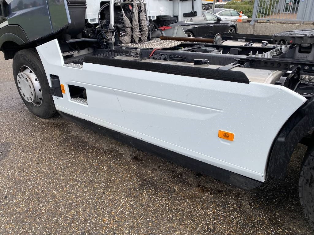 Tracteur routier Renault T480 Dti13 / New Model 2024 endommagé: photos 27