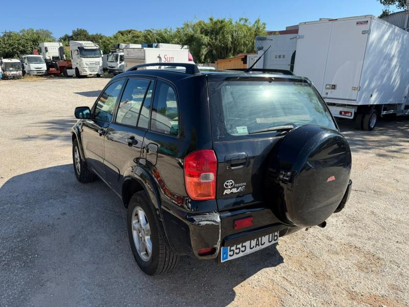 Toyota Rav 4 - Voiture à hayon: photos 3 Toyota Rav 4 - Voiture à hayon: photos 3