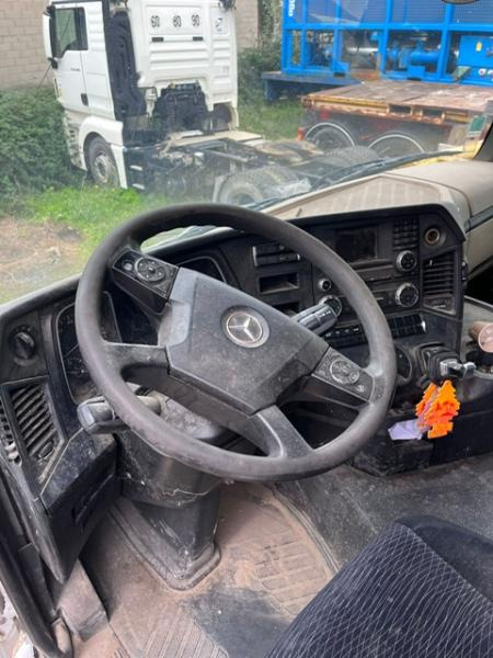 Mercedes ACTROS 1845 - Tracteur routier: photos 4 Mercedes ACTROS 1845 - Tracteur routier: photos 4