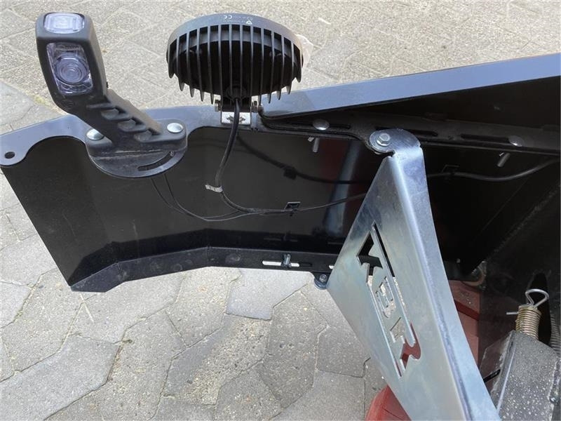 Case IH Frontvægtklods 1000 kg med side bumper - Contrepoids: photos 4 Case IH Frontvægtklods 1000 kg med side bumper - Contrepoids: photos 4