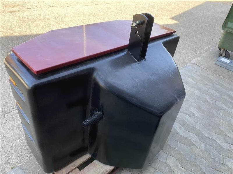 Case IH Frontvægtklods 1500 kg - Contrepoids: photos 3 Case IH Frontvægtklods 1500 kg - Contrepoids: photos 3