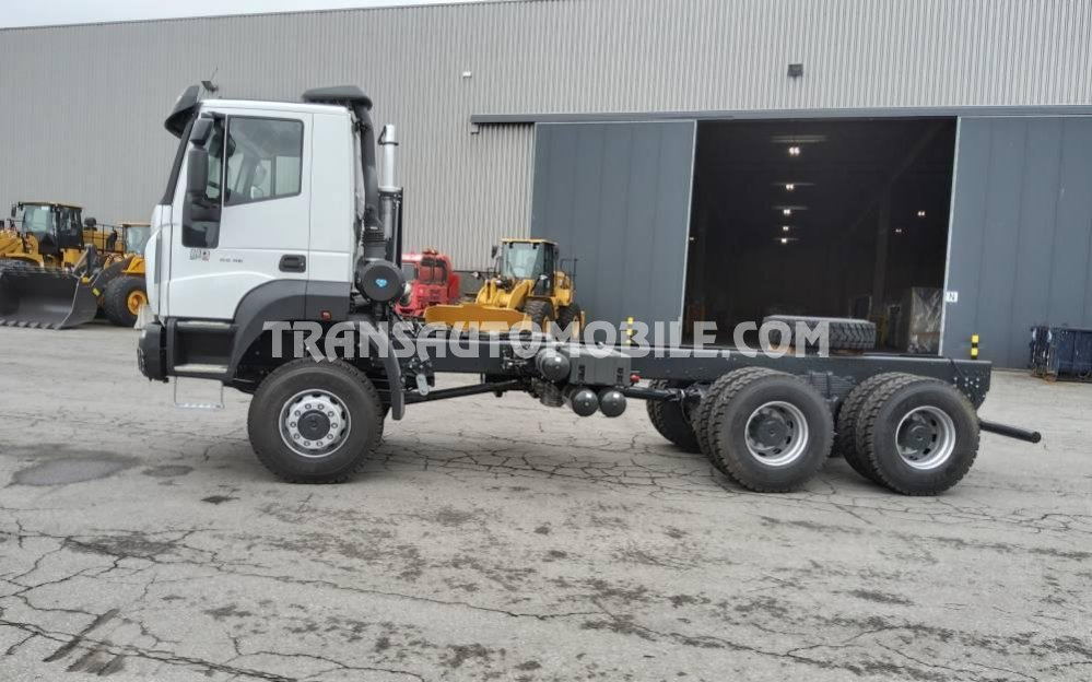 Iveco Astra HD9 66.42 12.9L TURBO DIESEL CHASSIS CAB HEAVY DUTY 6x6 - EXPORT OUT EU - Châssis cabine: photos 2 Iveco Astra HD9 66.42 12.9L TURBO DIESEL CHASSIS CAB HEAVY DUTY 6x6 - EXPORT OUT EU - Châssis cabine: photos 2